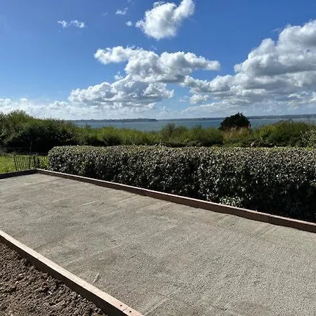 Tente de luxe Roulotte De Luxe Vue 180° ,et Un Ha De Verdure